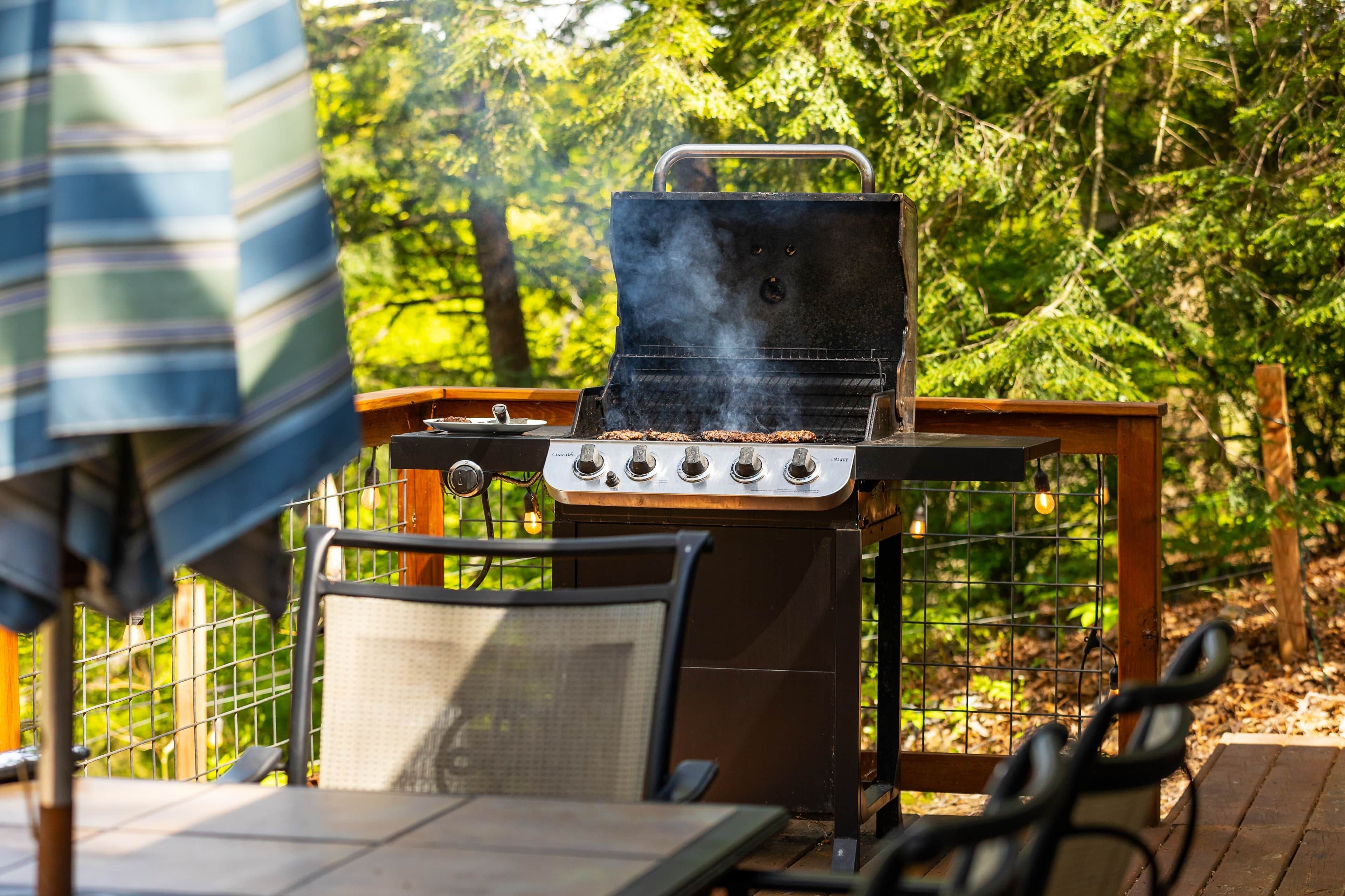 Decks, fire pit & grill