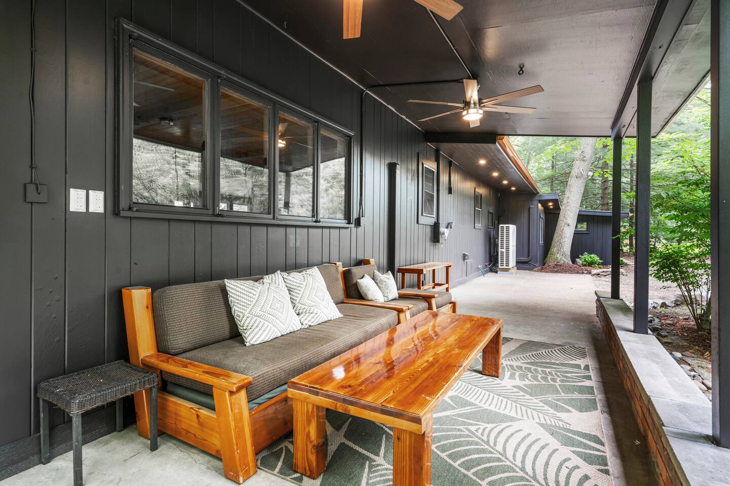 Decks, fire pit & grill