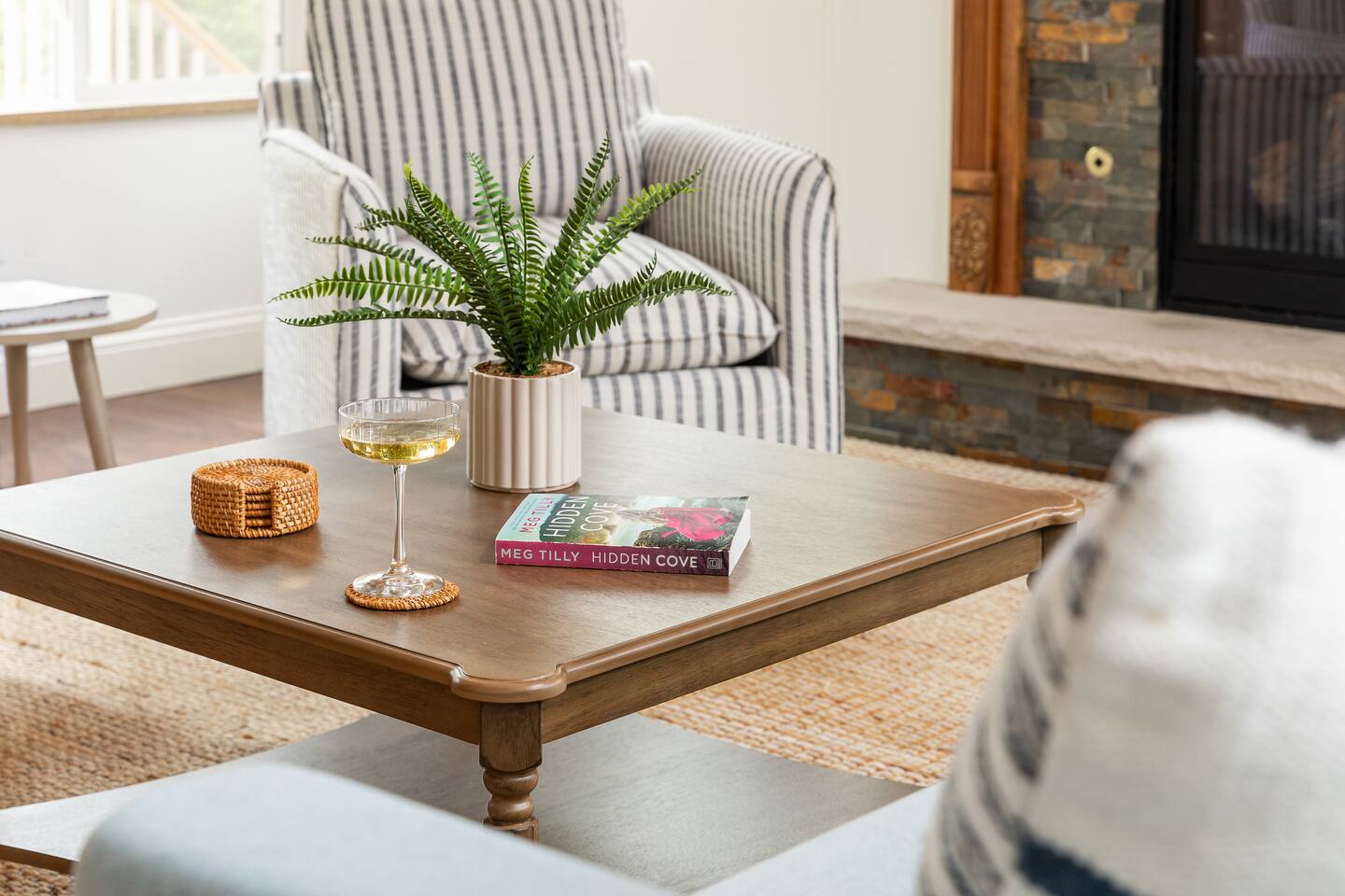 Living room & lounge