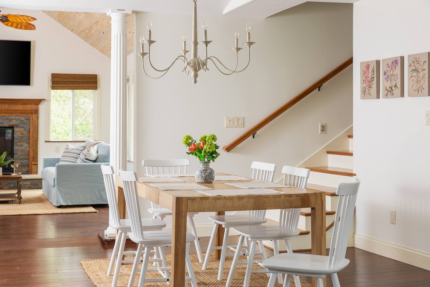 Kitchen & dining