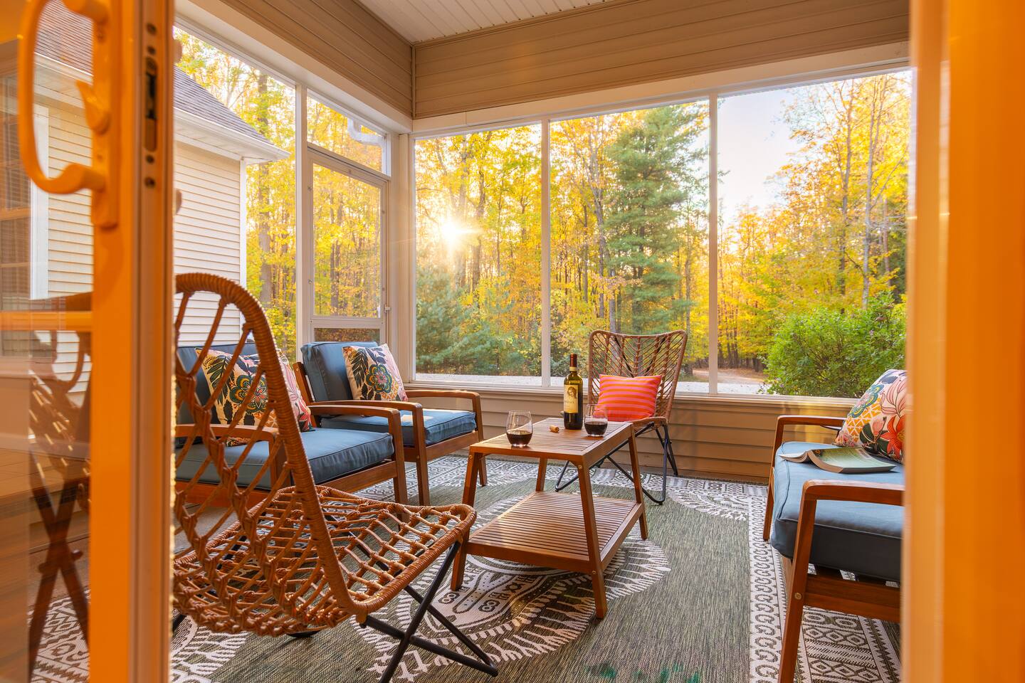 Living room & entry