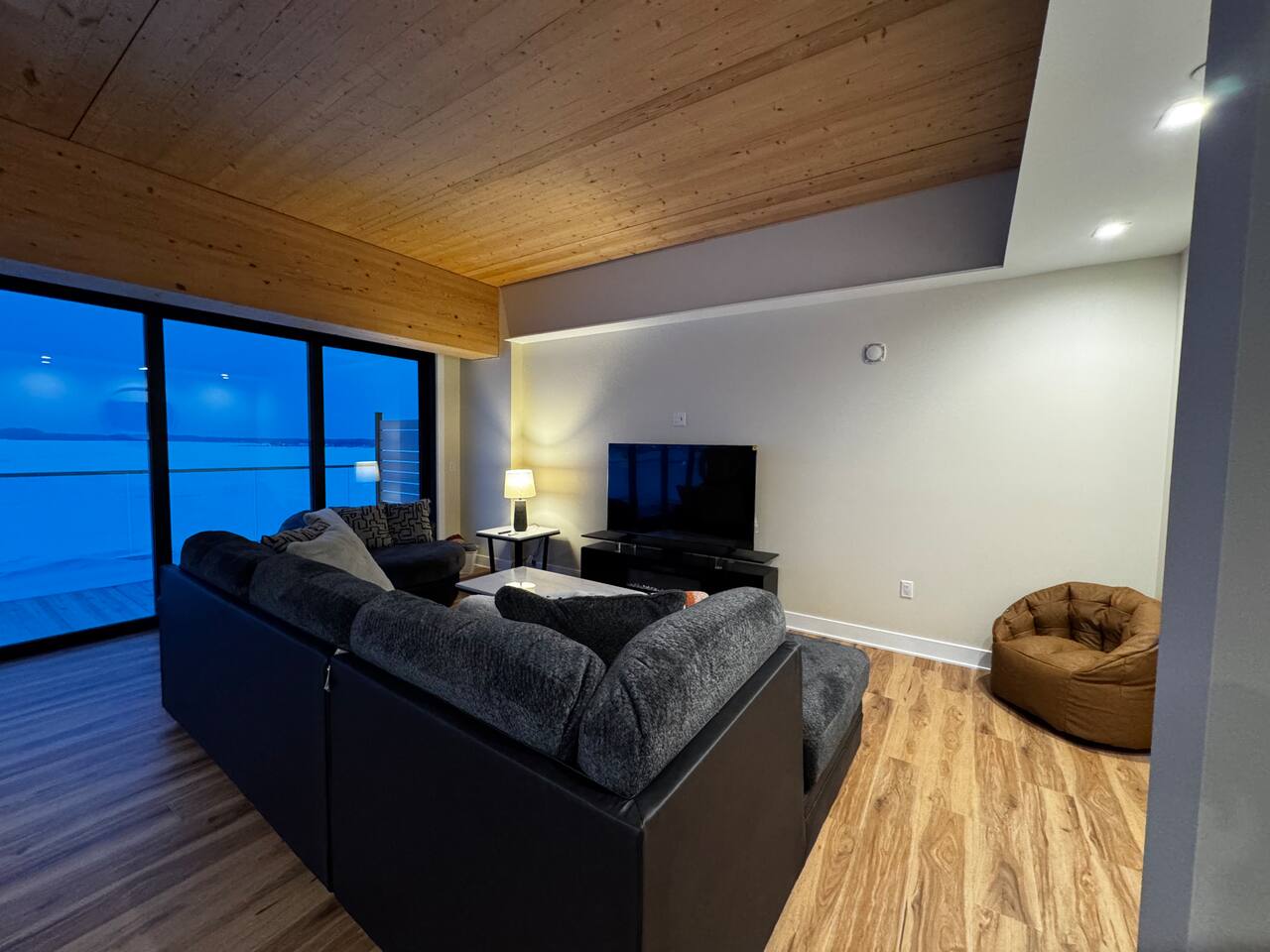 3-bedroom condo: living & balcony