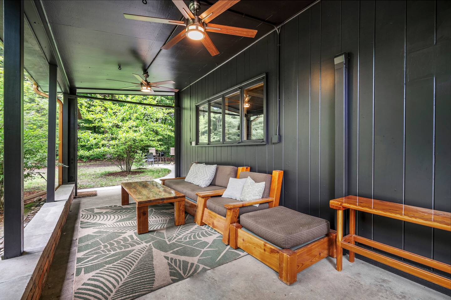 Decks, fire pit & grill