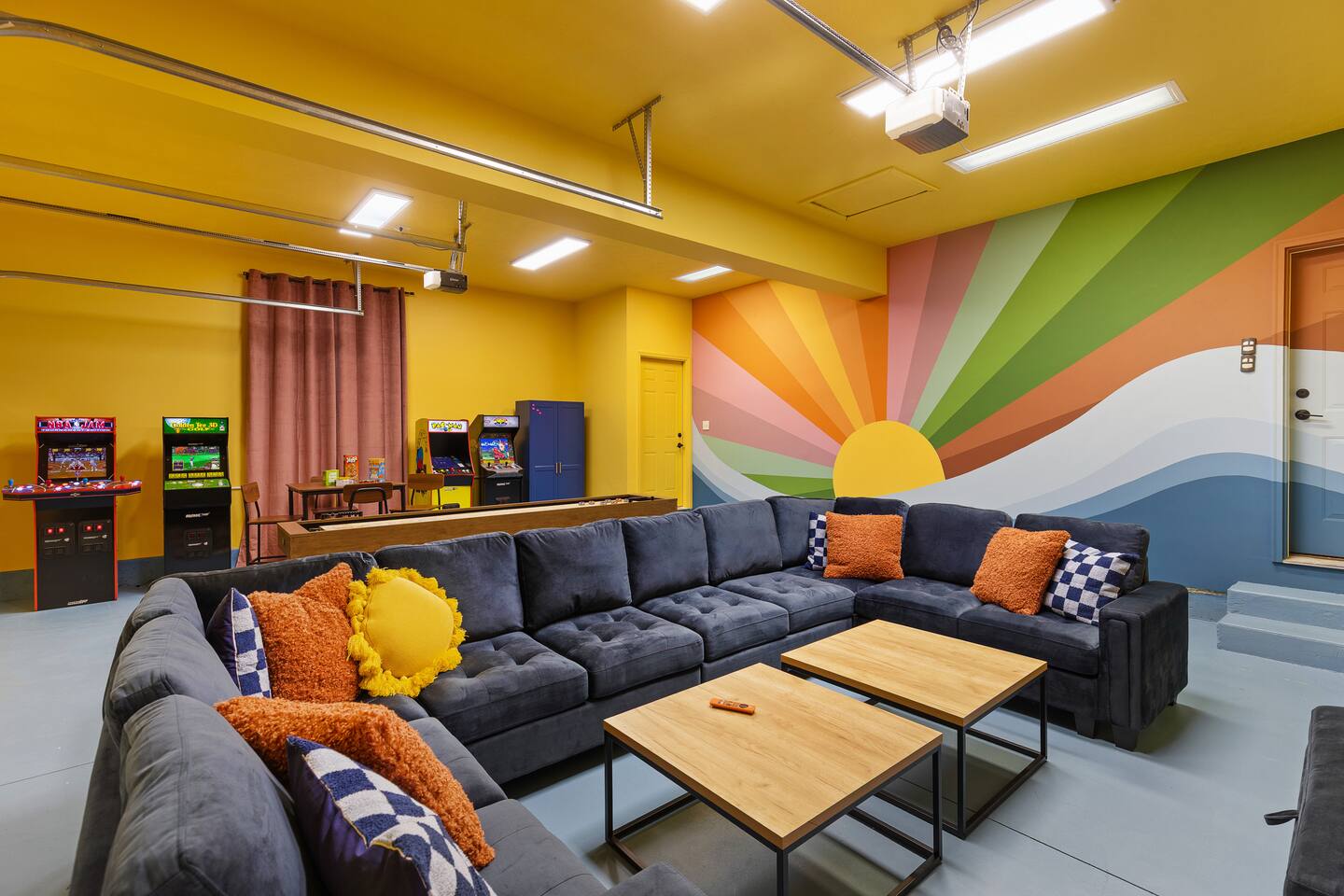 Lower-level lounge